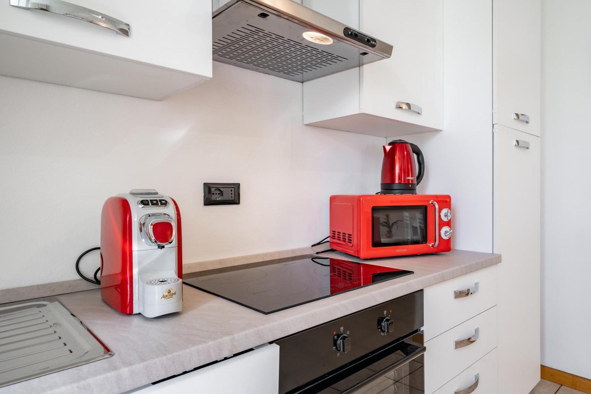 Dolce Teresa Apartment Mandello del Lario Bagian luar foto